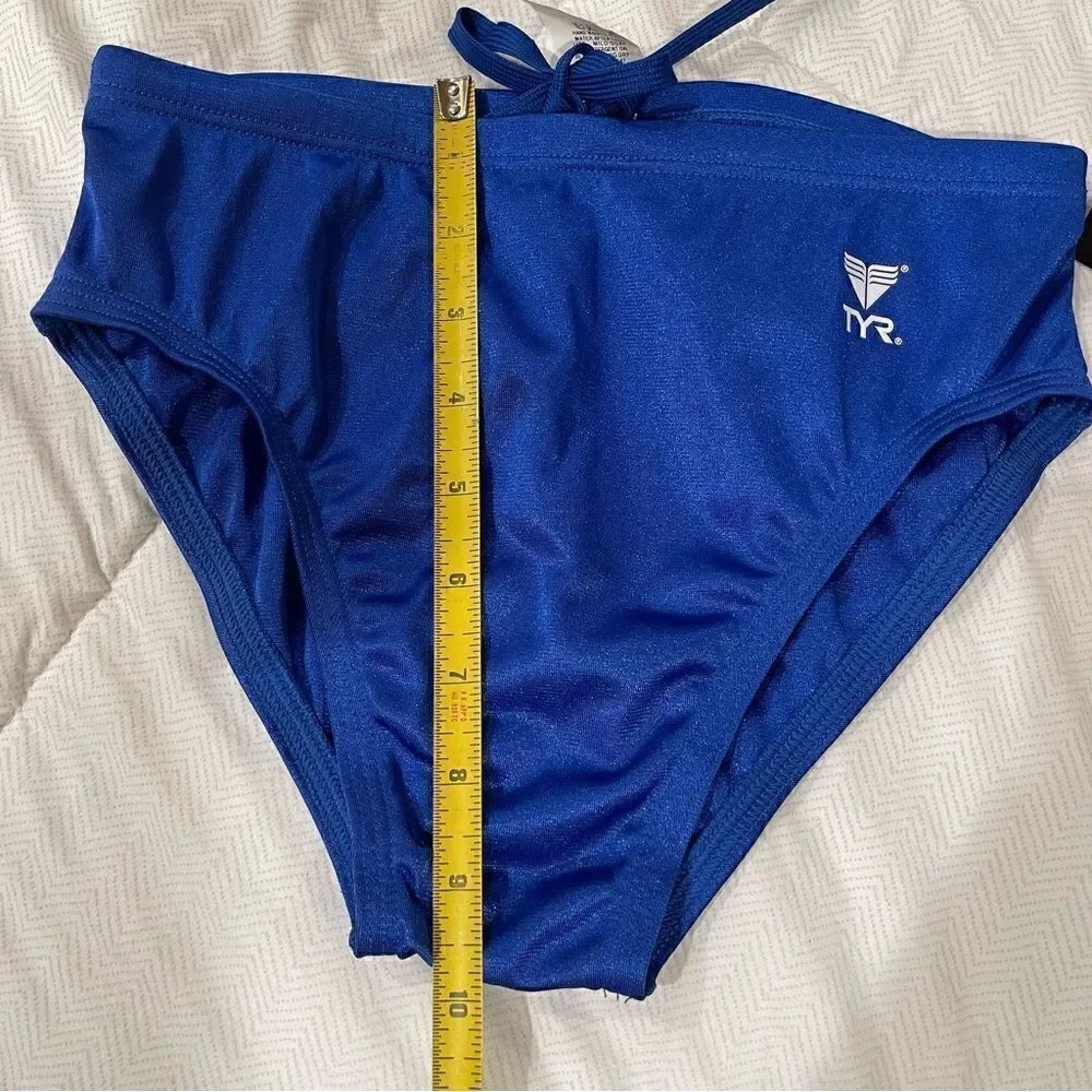 TYR Sport Male YTH Nylon Trainer-A Swim Suit new with tags
